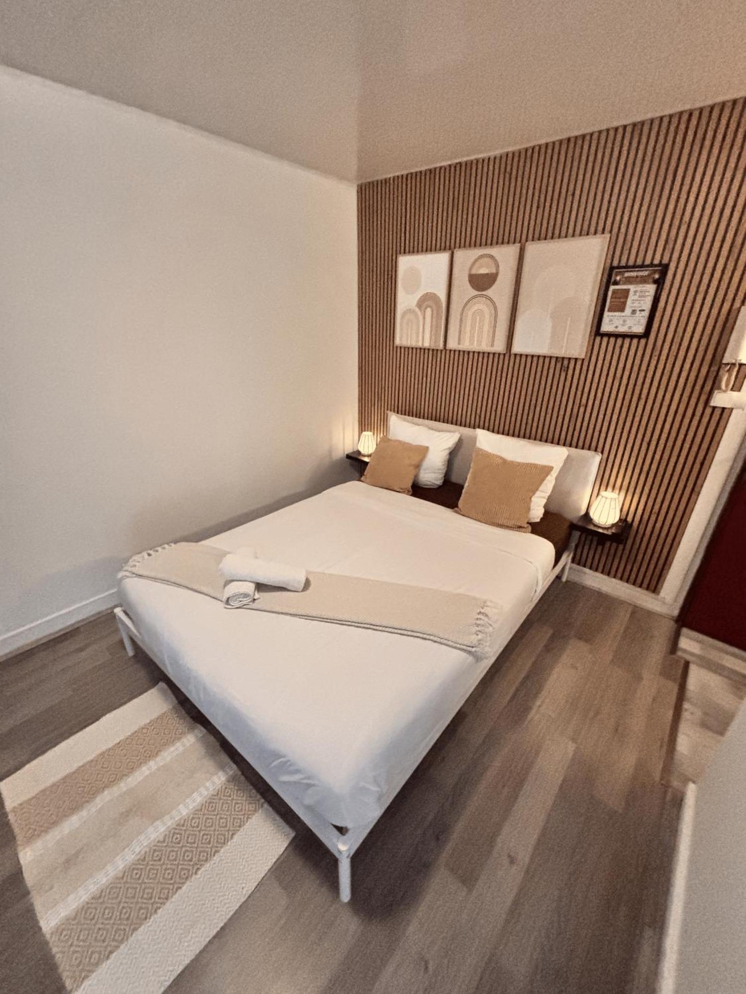 Hotel Orion Rouen Bagian luar foto